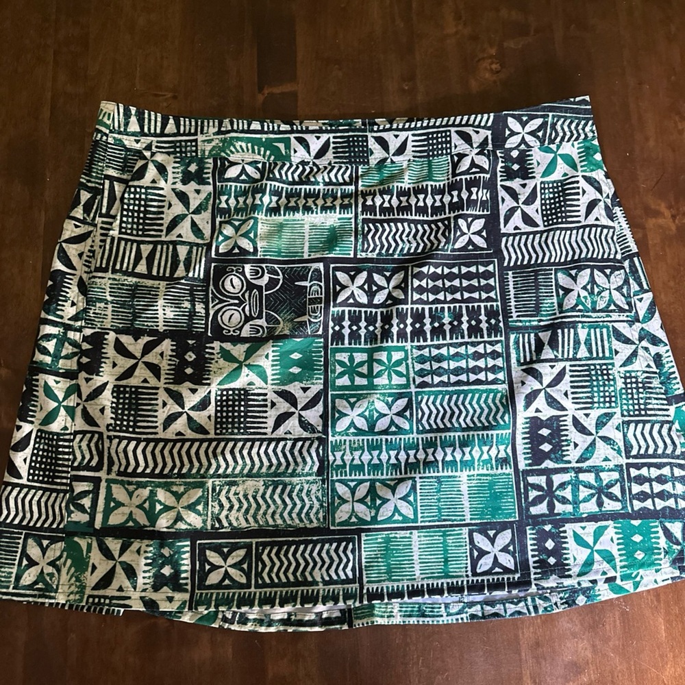 New Rip Skirt XXL Emerald Tapa Green Hawaiian Beach‎ Resort Travel Ialand Tribal